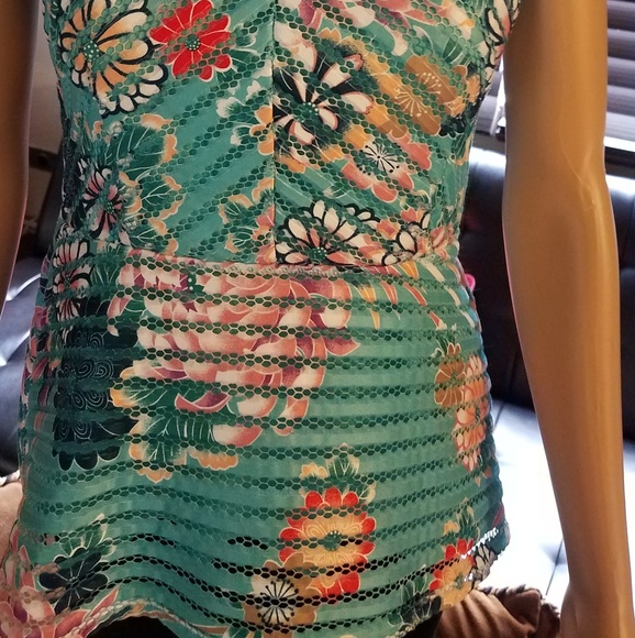 NY&Company 7th Avenue Peplum Top - Picture 2 of 5